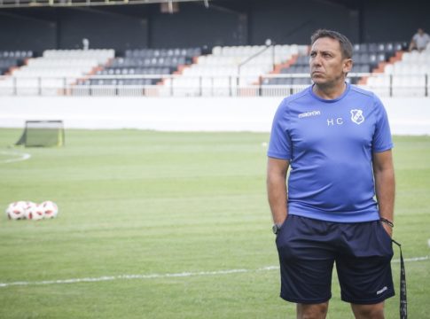 Παπαδόπουλος: «Είμαι πολύ ικανοποιημένος από τους παίκτες μου, είμαστε μια οικογένεια»