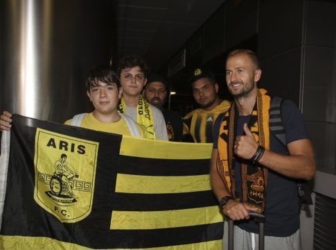 Μπάσα : Εφτασε στη Θεσσαλονίκη για τον Άρη