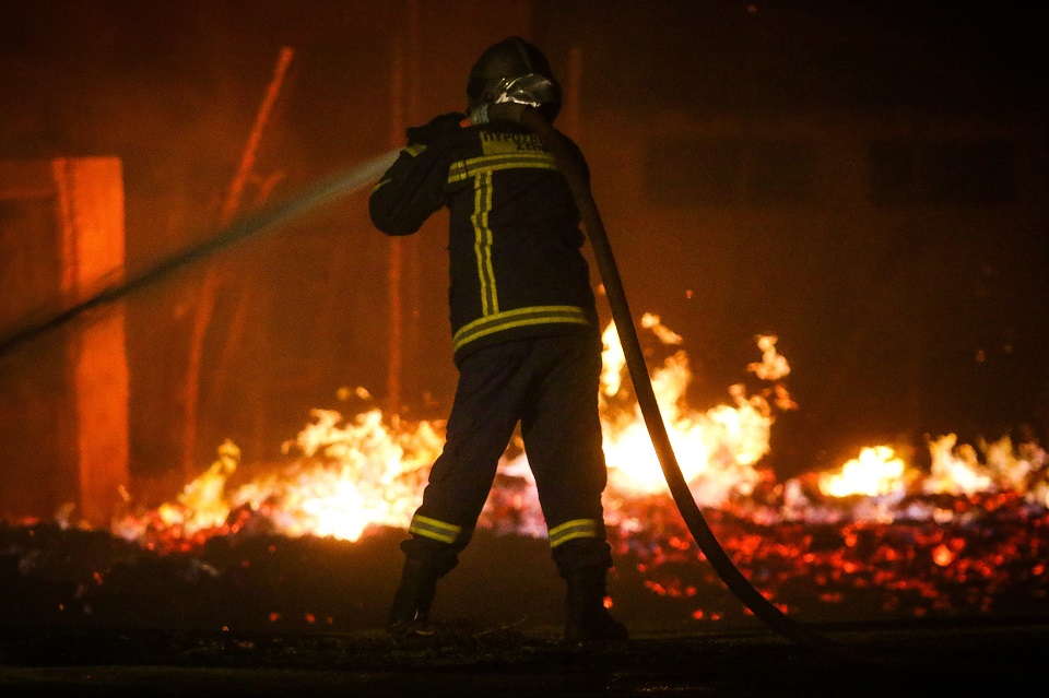 Kύμα αλληλεγγύης από ξένους ηγέτες