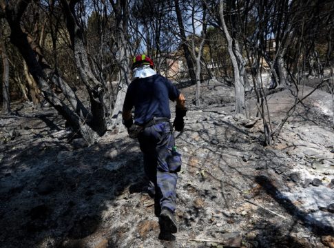 Μάτι: Το ντοκουμέντο του θανάτου – Δεν είδαν τα σκαλιά που θα τους οδηγούσαν στη σωτηρία τους (vid)