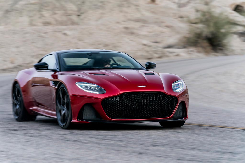 Νέα Aston Martin DBS Superleggera