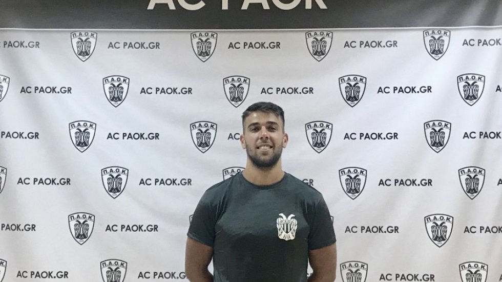 Παραμένει στον ΠΑΟΚ ο Αποστόλου
