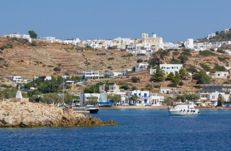 Κίμωλος: Το νησί με τα ασημόχρωμα βράχια