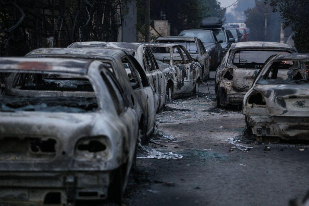 Συγκλονιστική μαρτυρία ανδρών ΕΜΑΚ : «Έλιωσαν τα αυτοκίνητα» | to10.gr Συγκλονιστική μαρτυρία ανδρών ΕΜΑΚ : «Έλιωσαν τα αυτοκίνητα» | to10.gr