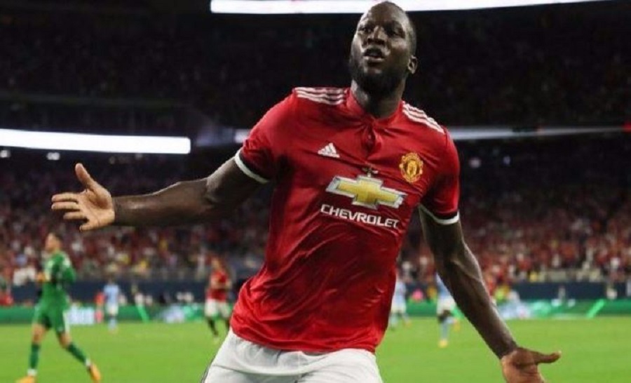 Τυπώθηκαν μπλούζες… «Λακάκου» σε online κατάστημα της Μάντσεστερ Γ.