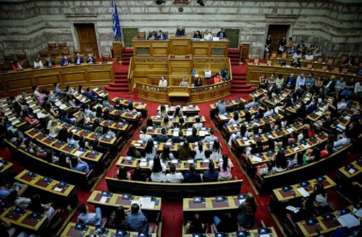 Οι μετακινήσεις βουλευτών μετά το «σπάσιμο» Β’ Αθήνας και περιφέρειας Αττικής