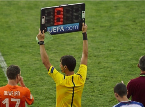 Και πέμπτη αλλαγή θα επιτρέπει η UEFA