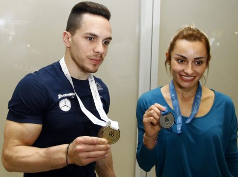 Πετρούνιας: Η έκπληξη του στη Βασιλική Μιλλούση μετά το Nomads (vid)