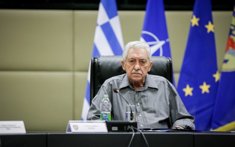 Προκαλεί ο Κουβέλης: «Αναμενόμενη» η αποφυλάκιση των δύο στρατιωτικών