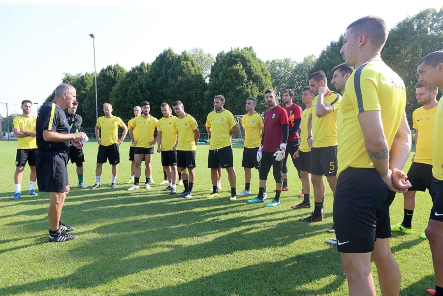 Άρης : Δυνατό τεστ με Ντεν Χάαγκ