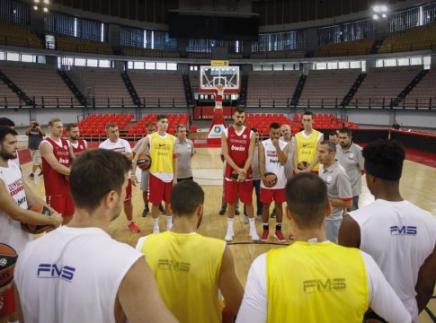 Ολυμπιακός: Η «οικογενειακή» φωτό του Πρίντεζη (pic)