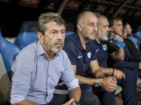 Πετράκης : «Δίκαιη η νίκη της ΑΕΚ, πρέπει να βελτιωθούμε σε πολλά»