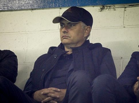 Υπό το βλέμμα του Μουρίνιο ο Ολυμπιακός κόντρα στην Μπέρνλι