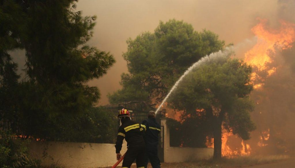 Μεγάλη φωτιά στο Ηράκλειο – Απείλησε σπίτι και καλλιέργειες!