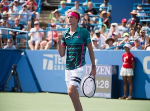 Με Ζβέρεφ στα προημιτελικά ο Τσιτσιπάς