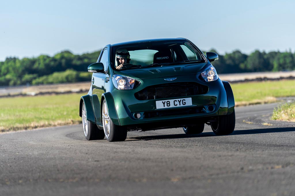 Aston Martin V8 Cygnet: Το απόλυτο αυτοκίνητο πόλης