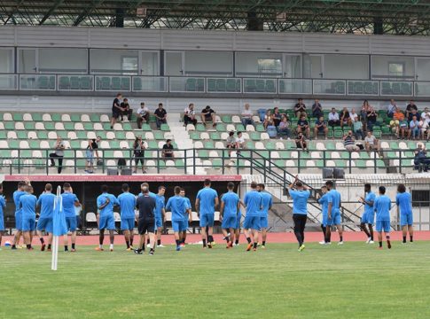 Η αποστολή του Απόλλωνα Σμύρνης για την πρεμιέρα με ΑΕΛ