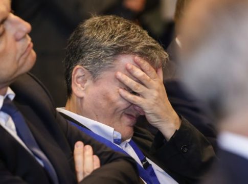 «Θυσιάζονται» τα αντίμετρα για να σωθούν οι συντάξεις – Ποια επιδόματα κινδυνεύουν