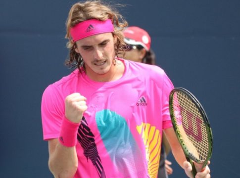 Τσιτσιπάς: «Ο Φέντερερ αποτελεί έμπνευση για όλους μας»