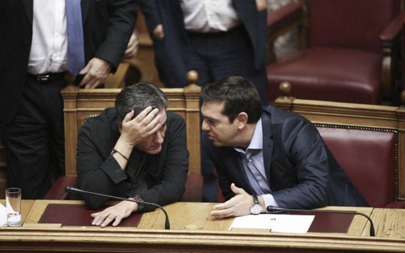 Ο Ευκλείδης έβγαλε… τη γραβάτα του Αλέξη και πρόδωσε το fake news του ΑΠΕ