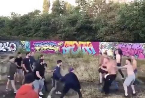 Το ραντεβού για ξύλο των Άγγλων χούλιγκαν (vid)