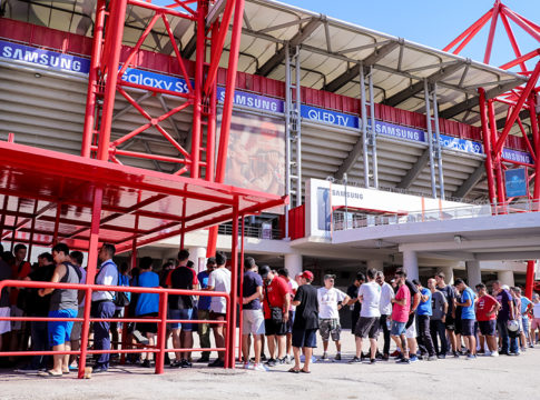 Κλείστε θέση στο Καραϊσκάκη: Επέστρεψε εισιτήρια η Μπέτις, άνοιξε όλη η Θύρα 26!