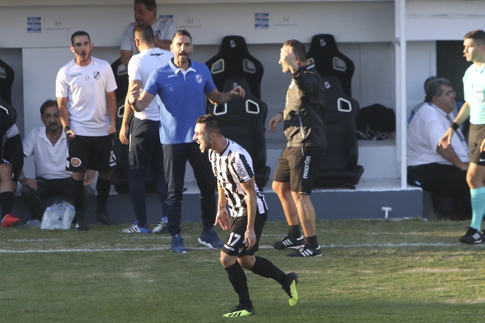 Ο Παπαστεριανός έχει «πληγώσει» όλους τους μεγάλους της Superleague! | to10.gr Ο Παπαστεριανός έχει «πληγώσει» όλους τους μεγάλους της Superleague! | to10.gr