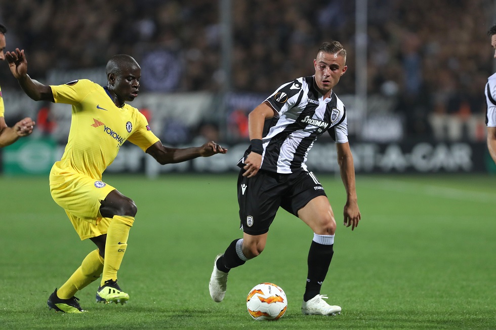 Ο Πέλκας χάρισε τη φανέλα του Μοράτα στον Κουλούρη (pic)