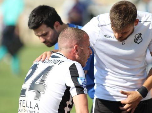 ΟΦΗ: Τραυματίστηκε ο Παπάζογλου, φόβοι για θλάση