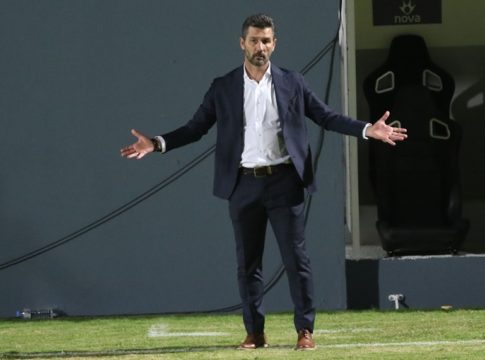 Ουζουνίδης : «Εύκολη νίκη, αλλά δεν μου άρεσε το δεύτερο ημίχρονο»