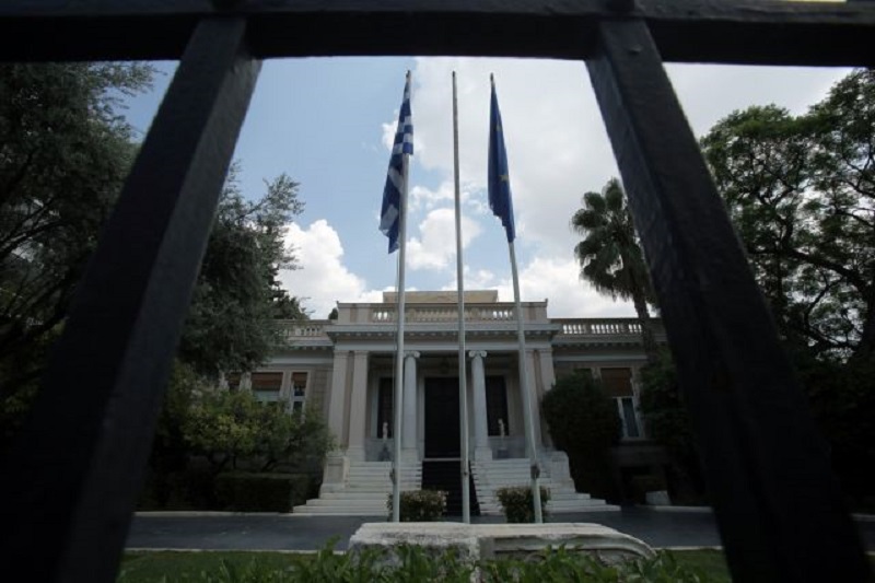 Μπαράζ προσλήψεων με φόντο τις κάλπες | to10.gr Μπαράζ προσλήψεων με φόντο τις κάλπες | to10.gr