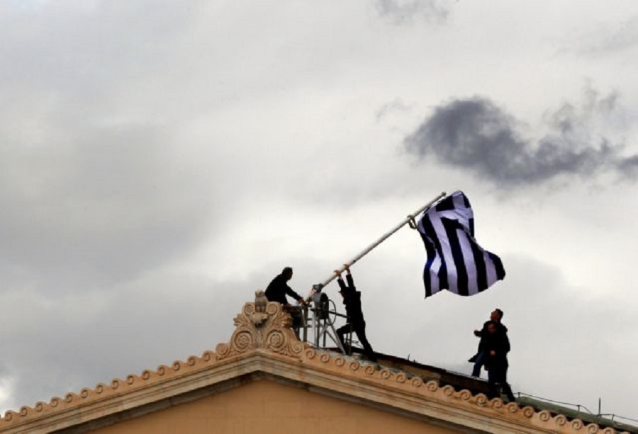 Τα «αγκάθια» για την έξοδο στις αγορές – Πιέσεις δέχονται τα ομόλογα