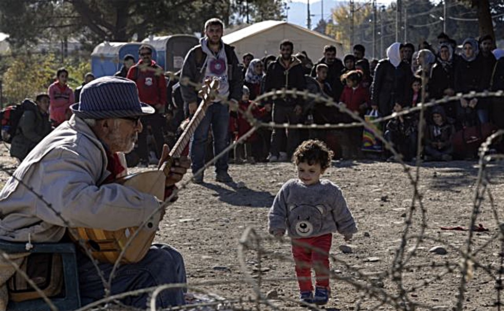 Die Welt: H ΕΕ επιθυμεί να αυξήσει σημαντικά τον αριθμό των απελάσεων