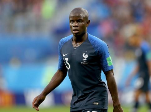 Επική αντίδραση Καντέ στην «τελετή μύησης» των Τρικολόρ!