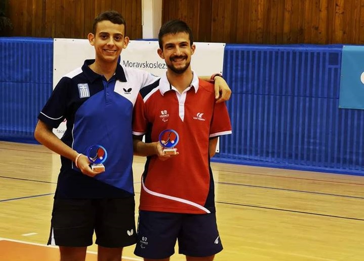 Χάλκινο μετάλλιο στο ομαδικό της κλάσης 10 ο Διακουμάκος στο όπεν Α.Με.Α. της Τσεχίας