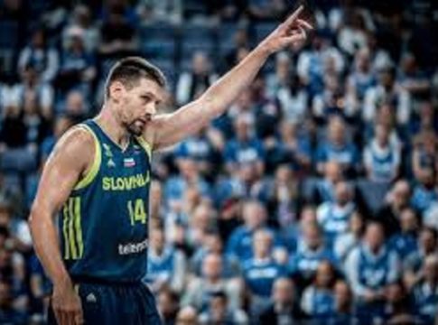 «Τελειώνει» του Βίντμαρ στη Βενέτσια