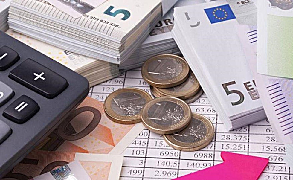 «Άνθρακες» η μείωση των εισφορών για τους ελεύθερους επαγγελματίες | to10.gr «Άνθρακες» η μείωση των εισφορών για τους ελεύθερους επαγγελματίες | to10.gr