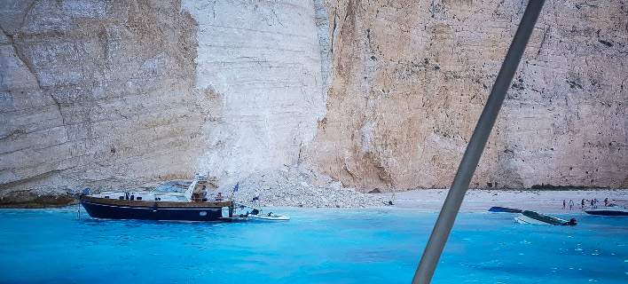 ΠΑΡΑΛΙΑ ΝΑΥΑΓΙΟ: Επικίνδυνες άλλες 7 παραλίες μετά από την κατολίσθηση