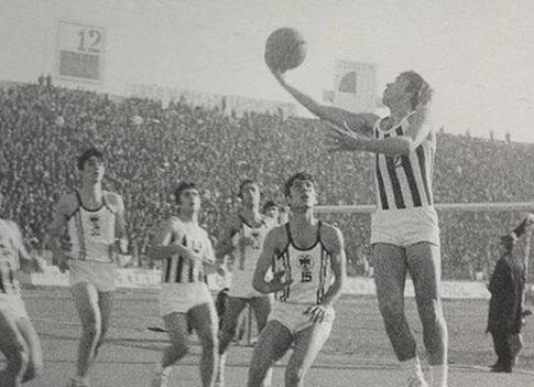 Όταν στην Τούμπα έπαιζαν μπάσκετ! (pic)