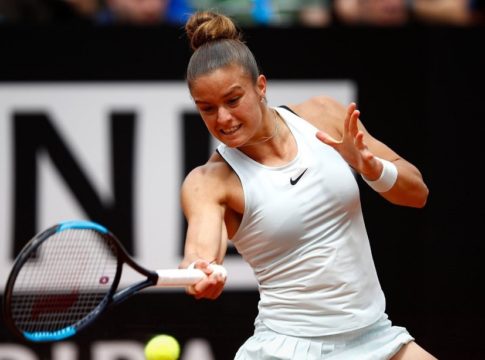 «Λύγισε» από την κούραση η Σάκκαρη