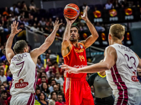 Νίκη για Ισπανία (85-82), φανταστικοί Στρέλνιεκς – Τίμα