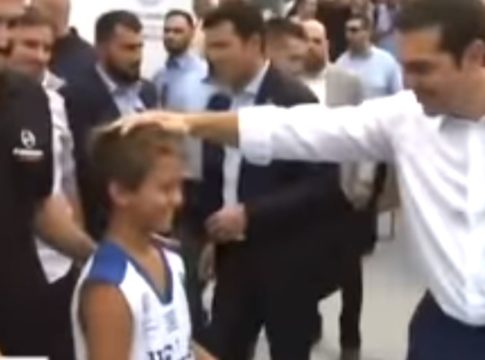 Πιτσιρικάς δηλώνει «Ολυμπιακός» στη Θεσσαλονίκη και σοκάρει τον Τσίπρα (vid)