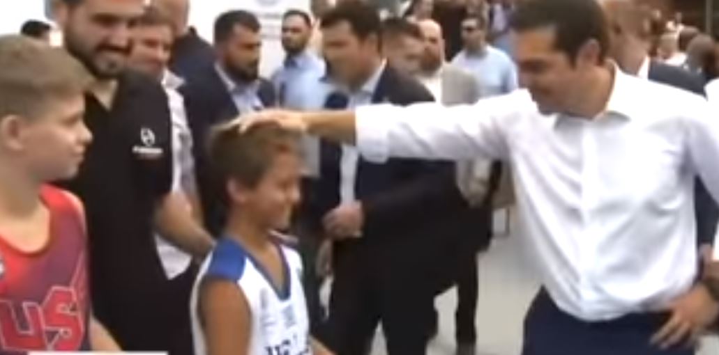 Πιτσιρικάς δηλώνει «Ολυμπιακός» στη Θεσσαλονίκη και σοκάρει τον Τσίπρα (vid)
