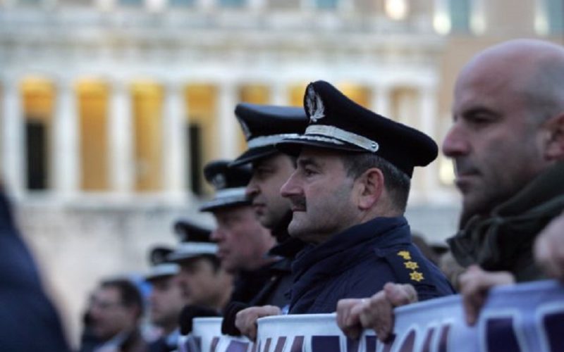 Ειδικά μισθολόγια: Πώς θα δοθούν τα αναδρομικά