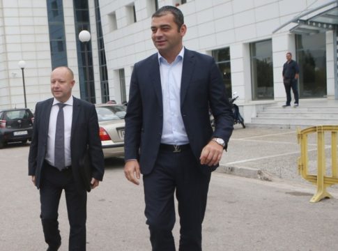 «Ξένοι διαιτητές παντού, να φύγουν Τριτσώνης, Κουκουλάκης»