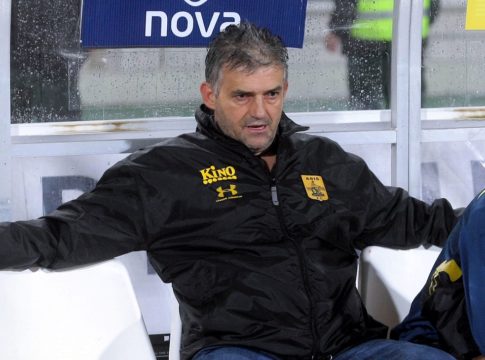 Τσιώλης : «Πλεονέκτημα για τη νίκη ο Άρης»