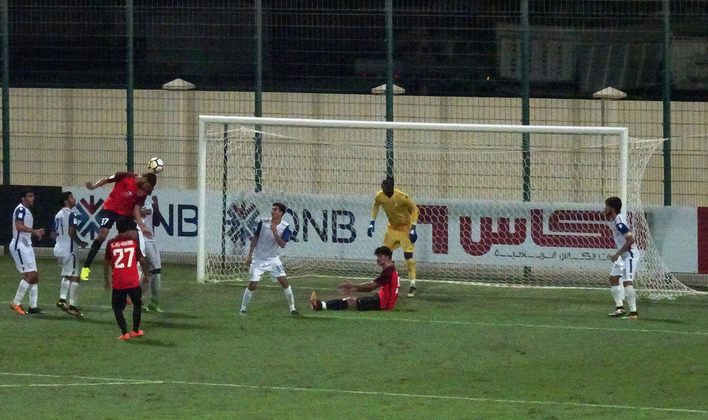 Σοβαρή με τους «μικρούς»