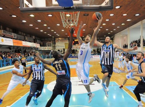 Αγγελάκος : «Πολύ δυνατός ο Προμηθέας με ψηλά και αθλητικά κορμιά»