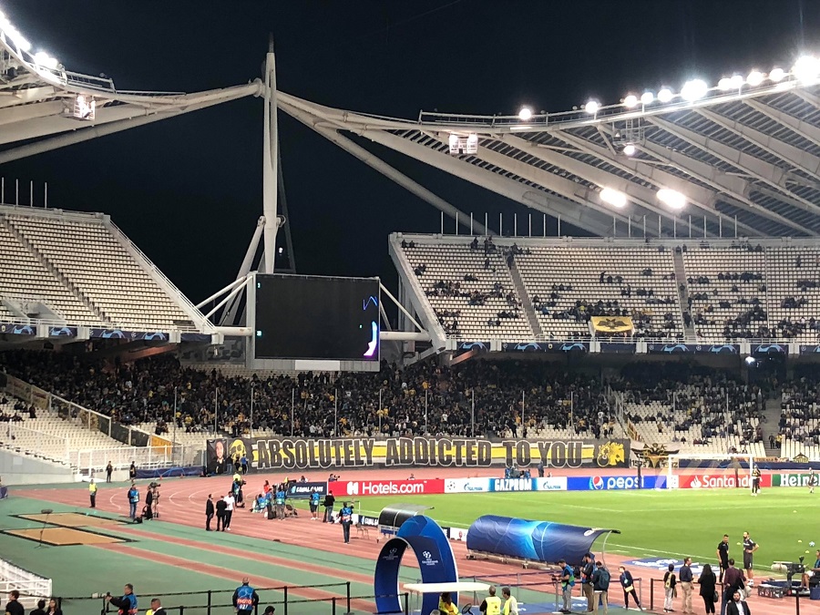 Original 21: «Απόλυτα εθισμένοι σε σένα» (pic)