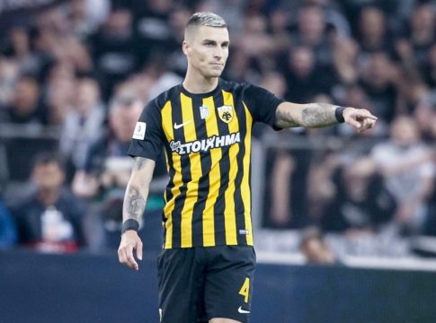 Τρόλαρε τον επίσημο Ολυμπιακό ο Βράνιες (pic)